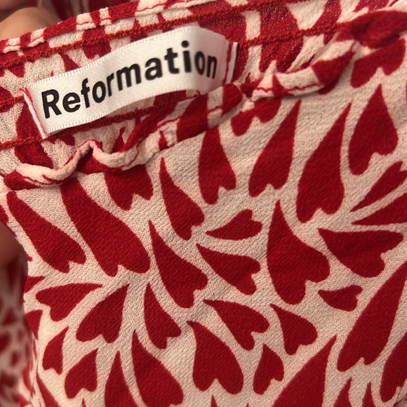 Reformation tie midi dress with red hearts pattern - Picture 4 of 4